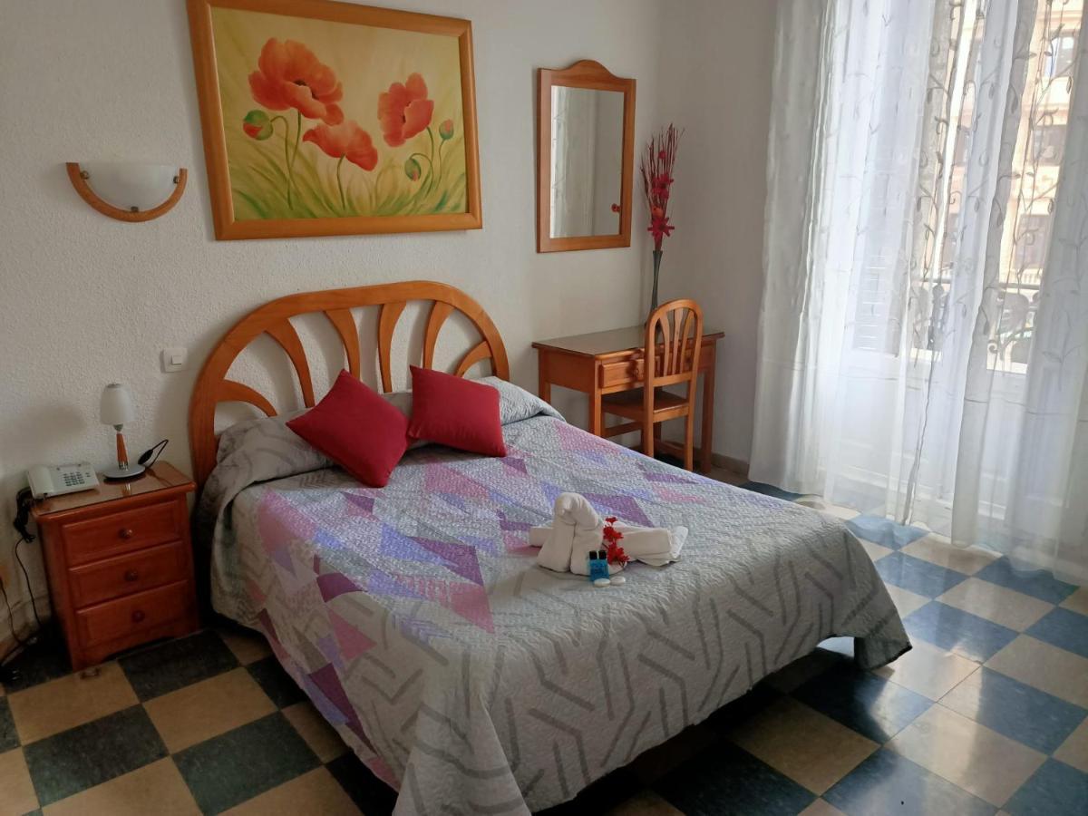 Hostal Continental Μαδρίτη Εξωτερικό φωτογραφία