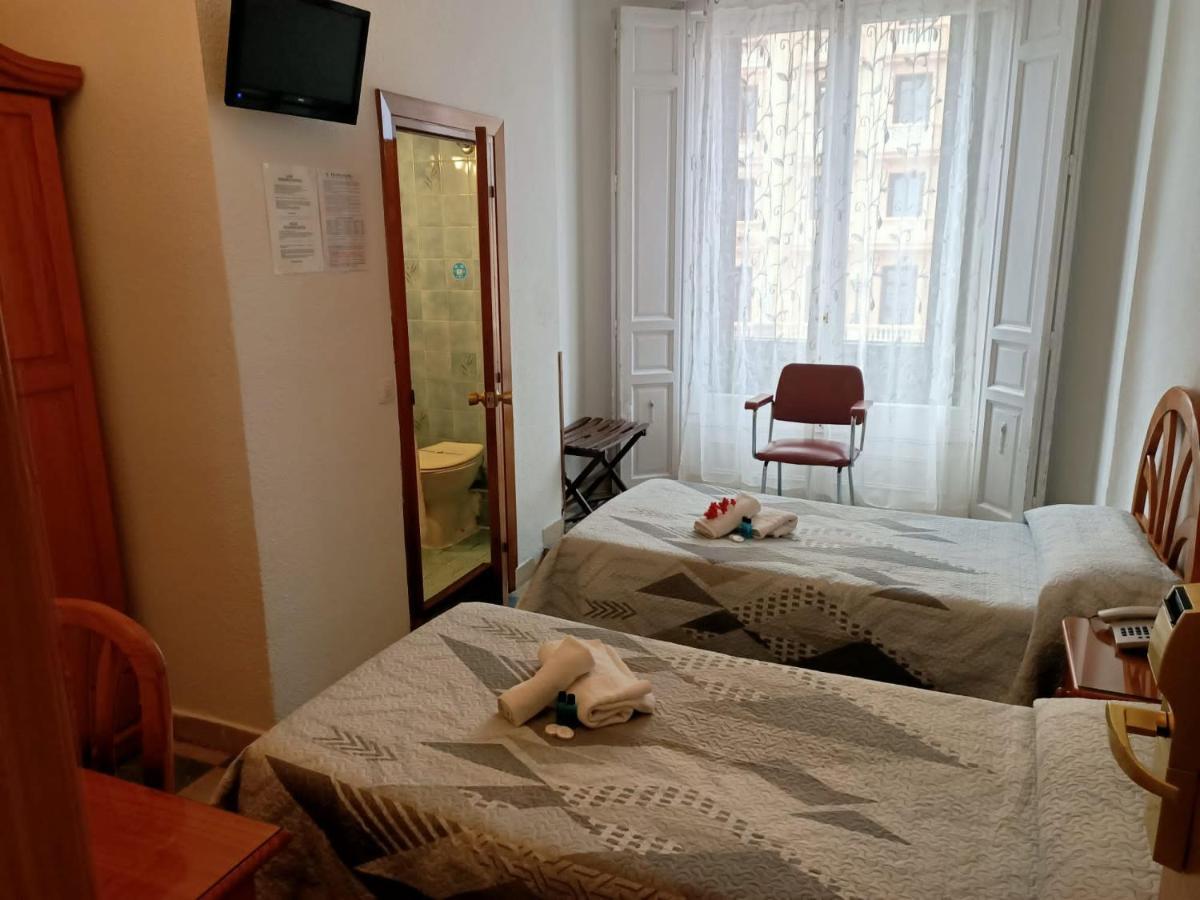 Hostal Continental Μαδρίτη Εξωτερικό φωτογραφία